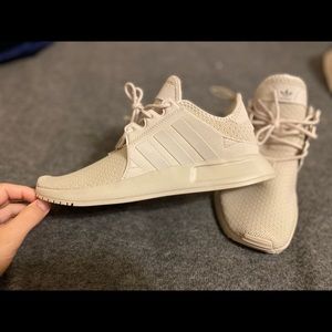 ADIDAS SHOES SIZE 7 (NWT)